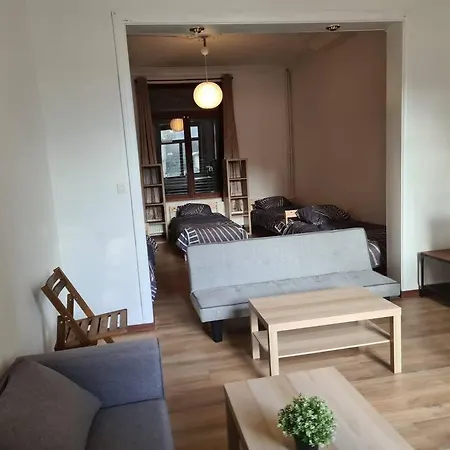 Rez-de-chaussee Apartman