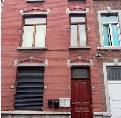 Rez-de-chaussee * Liège