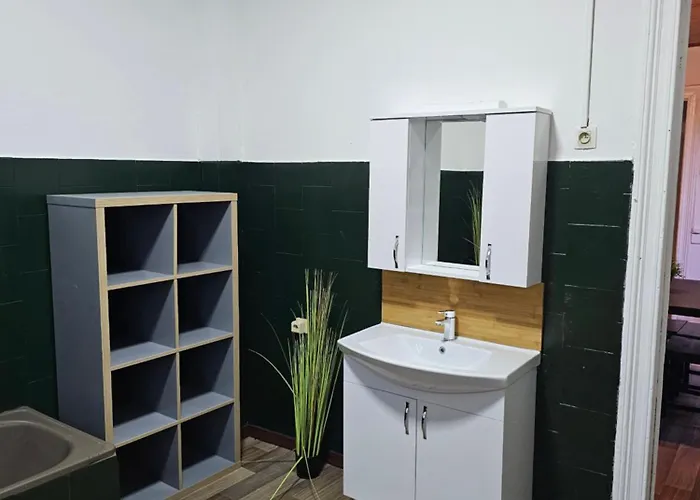 Rez-de-chaussee Lägenhet *